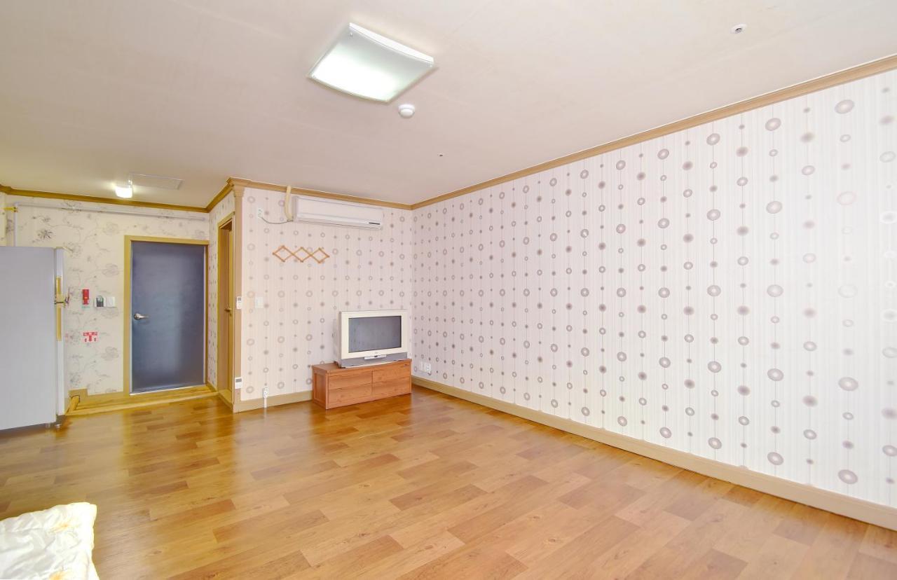 Sungbo Youth Hostel Mungyeong Экстерьер фото